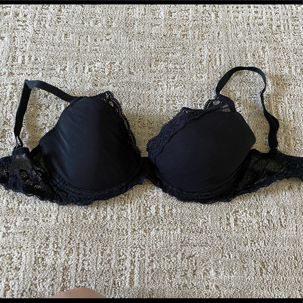NATORI black lace bra 32DD